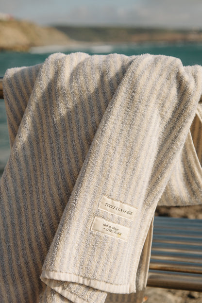 L'éponge Handmade Beach Towel